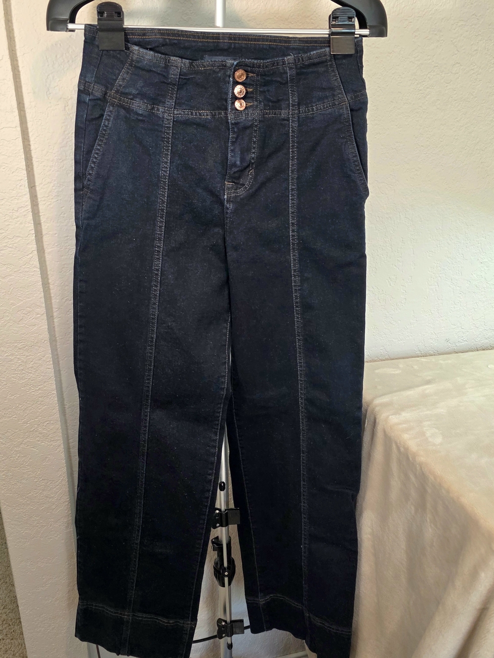 Curve Appeal, High-Rise Seam-Front Women's Jeans in Dark Blue